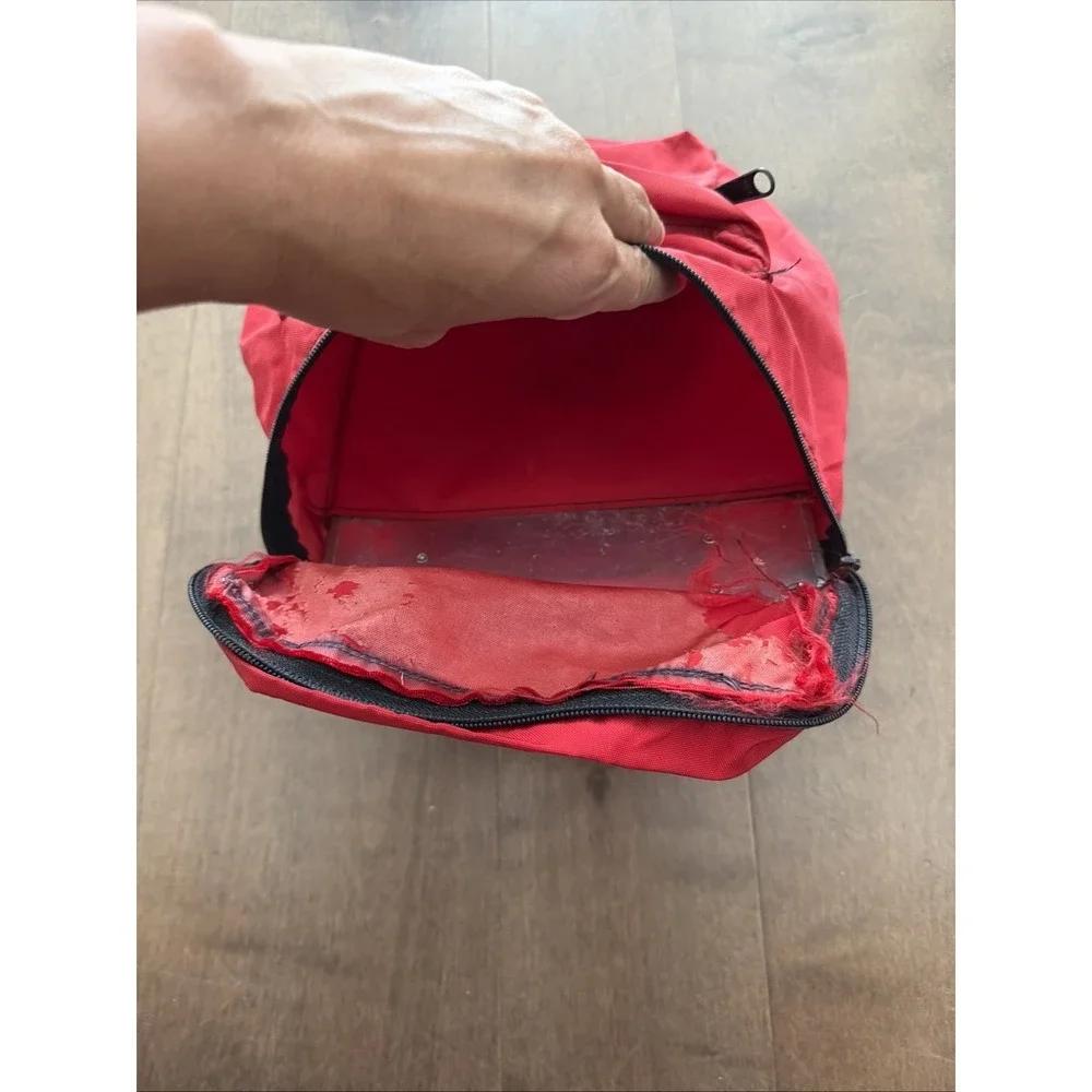 Kirtland Tour Pak Red Bag 9x9 Stains Lining Flaking